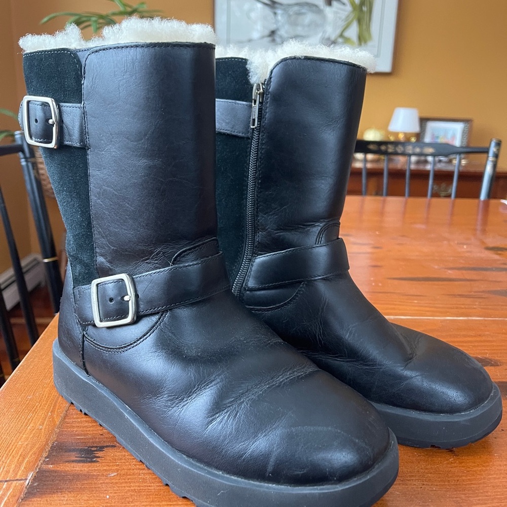 UGG Black Leather Boots with Shearling